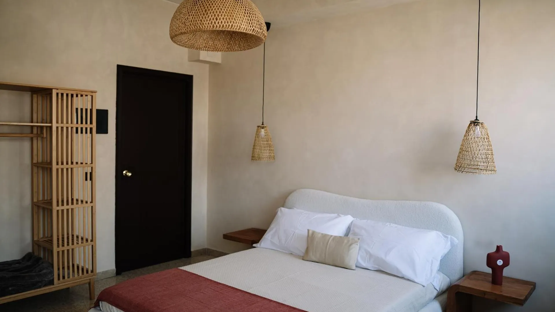 Taga Suites CTA